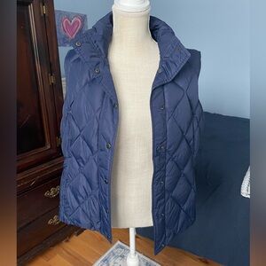 Lands’ End Down Sleeveless Vest-Size M(10-12) Navy